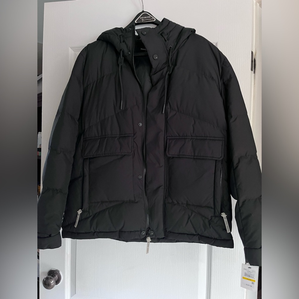 Men’s medium dark grey NEW Andrew Marc hybrid down jacket.